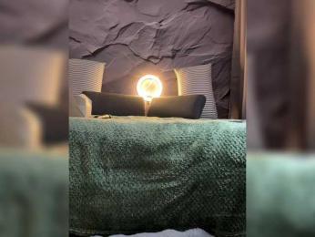 MagicMelody — Bongacams recorded stream image, 15.11.2025 09:30