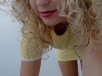 theislandgirl — Chaturbate recorded stream screenshot (15 Nov 2025)