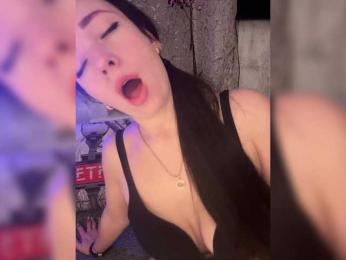 _dashulka_ — Bongacams recorded stream screenshot (16 Nov 2025)
