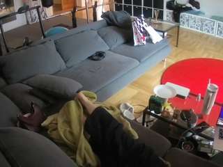 voyeurcam-julmodels-living-3 — Camsoda recorded stream image, 09.11.2025 16:20