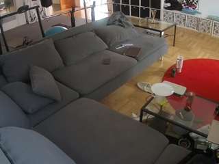 voyeurcam-julmodels-living-3 — Camsoda recorded stream image, 09.11.2025 16:20