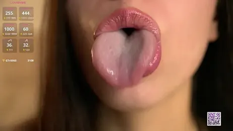 vivid_girls_vg — Stripchat recorded stream screenshot (16 Nov 2025)