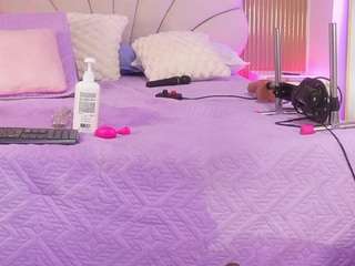 mssburbuja — Camsoda recorded stream image, 18.11.2025 03:20