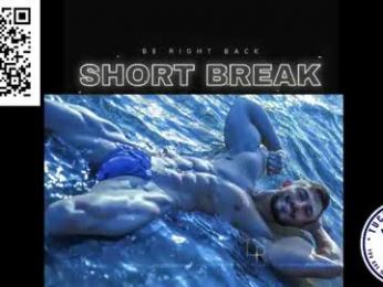 travonidas — Chaturbate recorded stream screenshot (18 Nov 2025)