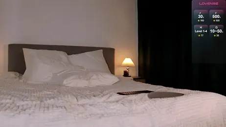 WOW-PeaCH-Girl — Stripchat recorded stream screenshot (19 Nov 2025)