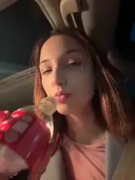 DollyTall — Stripchat recorded stream image, 19.11.2025 09:40