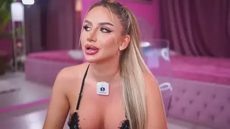 AshleySinn — Stripchat recorded stream screenshot (19 Nov 2025)