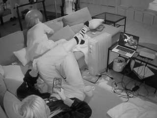 voyeurcam-julmodels-living-3 — Camsoda recorded stream image, 23.02.2025 13:00