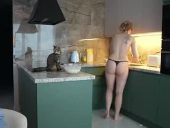 love_you_to123 — Chaturbate recorded stream screenshot (21 Nov 2025)