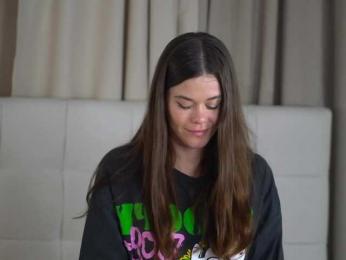 Lady_Viktoria — Bongacams recorded stream screenshot (22 Nov 2025)