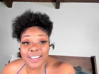 siennadivyne — Camsoda recorded stream screenshot (23 Nov 2025)