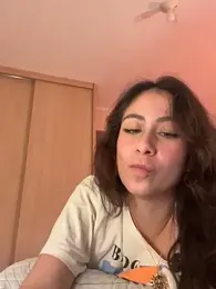juanasnz99 — Stripchat recorded stream image, 24.11.2025 04:50