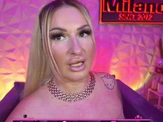 tamaramilano — Camsoda recorded stream screenshot (24 Nov 2025)