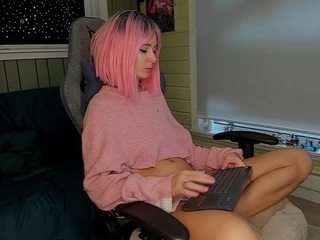 agatabryantt — Camsoda recorded stream screenshot (24 Nov 2025)