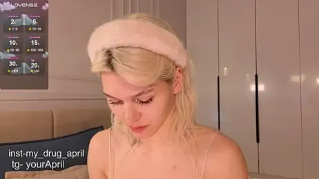 MyApril — Stripchat recorded stream screenshot (25 Nov 2025)