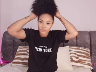 bss-naia — Camsoda recorded stream screenshot (25 Nov 2025)