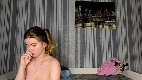EmiliaCouple — Stripchat recorded stream image, 27.11.2025 16:40