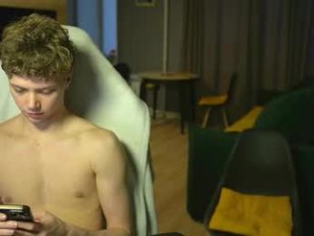 _sopranos_ — Chaturbate recorded stream screenshot (28 Nov 2025)