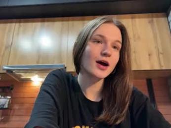 nloraaa — Chaturbate recorded stream image, 04.12.2025 02:20