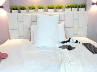 valeeriagarcia — Camsoda recorded stream image, 04.12.2025 12:10