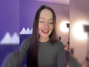 whiteTEA — Bongacams recorded stream image, 04.12.2025 15:00