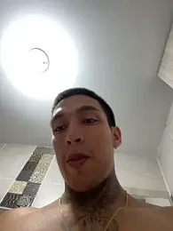 sendfer — Stripchat recorded stream image, 04.12.2025 19:20