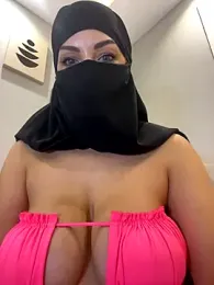 Amberonee31 — Stripchat recorded stream screenshot (04 Dec 2025)