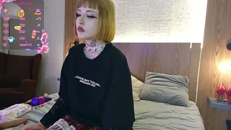 MilkMeSoftly — Stripchat recorded stream image, 06.12.2025 08:20