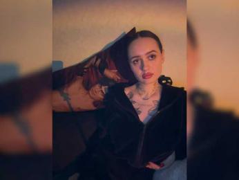 Italianka — Bongacams recorded stream screenshot (07 Dec 2025)