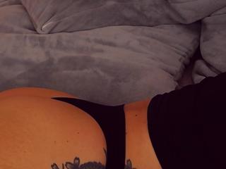 Zoe Niickels — Flirt4free recorded stream screenshot (26 Feb 2025)