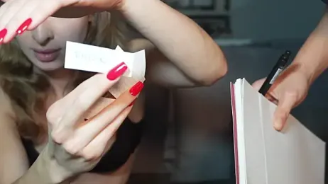 EvieEvans — Stripchat recorded stream image, 08.12.2025 18:50