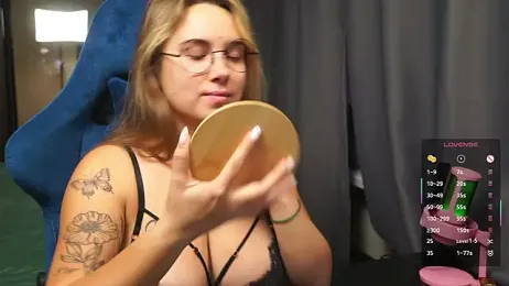 Sandra_SW_ — Stripchat recorded stream image, 09.12.2025 14:00