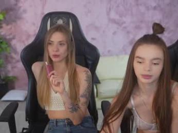 anabel054 — Chaturbate recorded stream screenshot (11 Dec 2025)