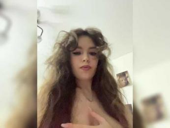 YourLadyyy — Bongacams recorded stream screenshot (11 Dec 2025)