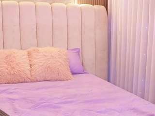 mssbombom — Camsoda recorded stream image, 12.12.2025 03:00