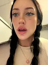 Melissa_crazy — Stripchat recorded stream screenshot (12 Dec 2025)