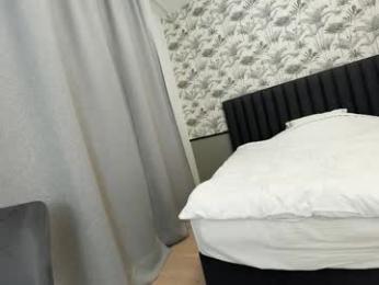 ehotlovea — Chaturbate recorded stream screenshot (26 Feb 2025)