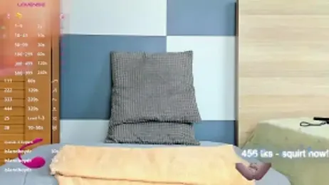 Kiera_Thomas — Stripchat recorded stream screenshot (17 Dec 2025)