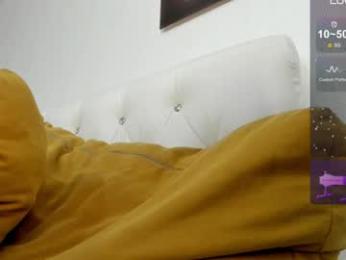 _timeless_paradox — Chaturbate recorded stream image, 17.12.2025 08:00