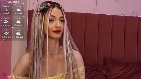 PinkySparks — Stripchat recorded stream screenshot (17 Dec 2025)