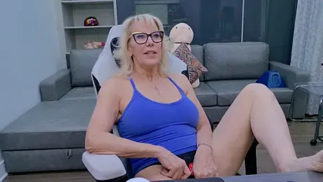 FitCougar — Stripchat recorded stream screenshot (18 Dec 2025)