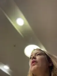 AnastasiaAniess — Stripchat recorded stream screenshot (21 Dec 2025)