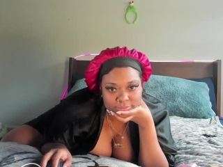 siennadivyne — Camsoda recorded stream screenshot (21 Dec 2025)