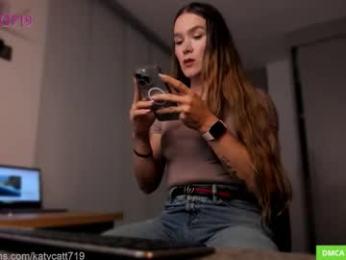 katycatt — Chaturbate recorded stream image, 22.12.2025 01:00