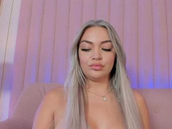 milaowens — Bongacams recorded stream screenshot (22 Dec 2025)