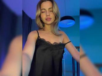 Nataliecroys — Bongacams recorded stream image, 22.12.2025 23:10