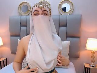 Aliah Manzur — Flirt4free recorded stream screenshot (23 Dec 2025)