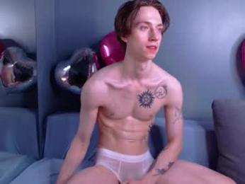 velvet_power — Chaturbate recorded stream image, 24.12.2025 04:30