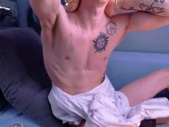 velvet_power — Chaturbate recorded stream image, 24.12.2025 04:30