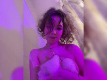 YourLadyyy — Bongacams recorded stream screenshot (25 Dec 2025)